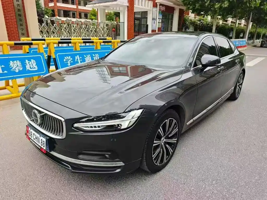Volvo S90 2021 B5 Smart Vision Luxury Edition