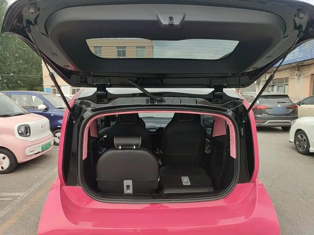 Baojun KiWi EV — миниатюра 19