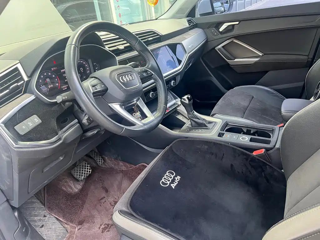 Audi Q3 — миниатюра 10