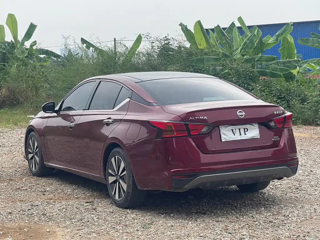 Nissan Teana — миниатюра 6