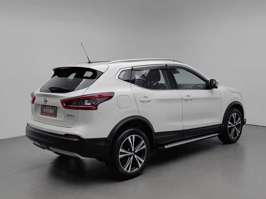 Nissan Qashqai — миниатюра 2