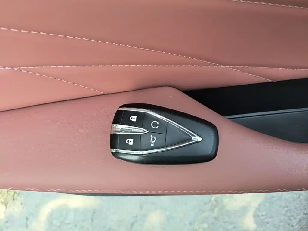 Changan Eado — миниатюра 9