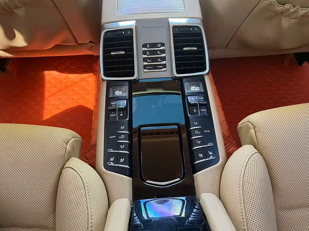 Porsche Panamera 2014 Panamera S Executive 3.0T