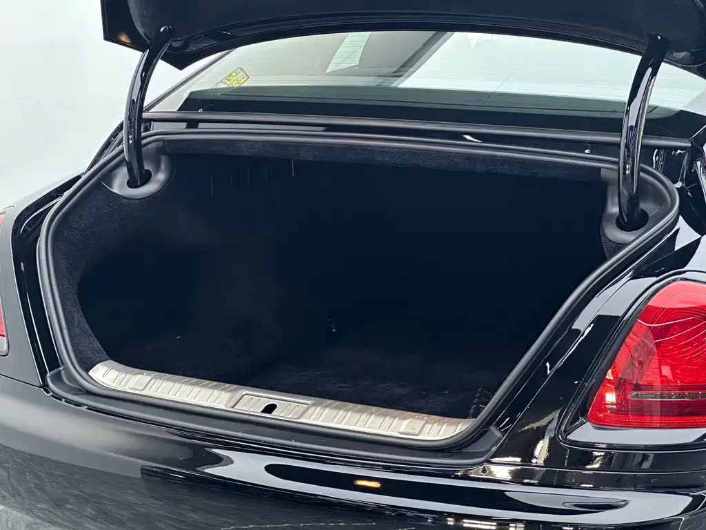 Rolls-Royce Wraith — миниатюра 42