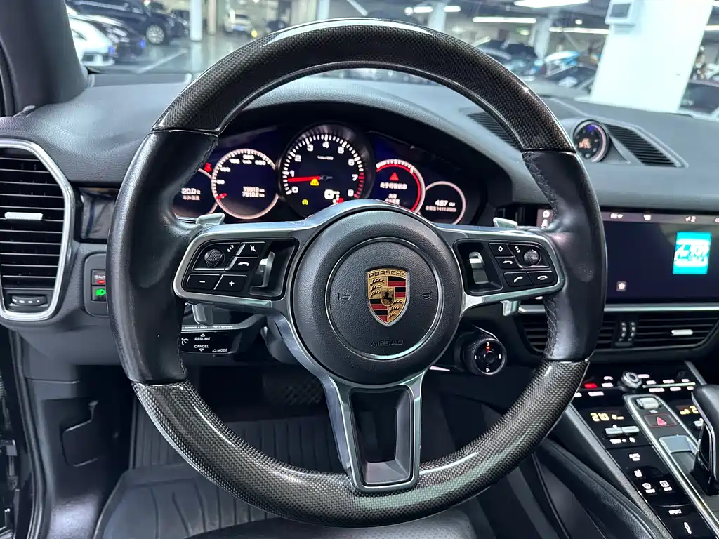 PORSCHE CAYENNE