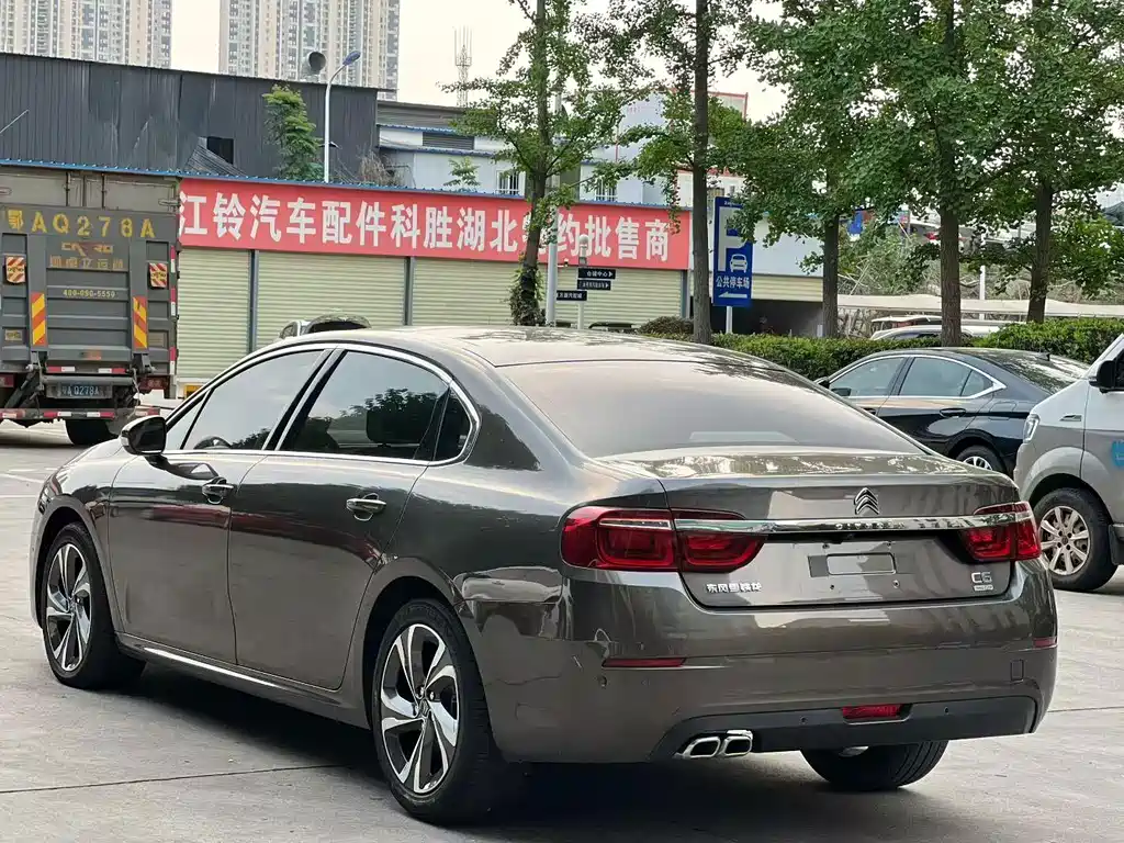 Citroen C6 — миниатюра 7
