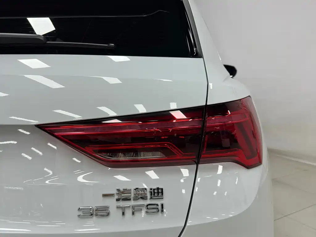 Audi Q3 2022 35 TFSI Fashion