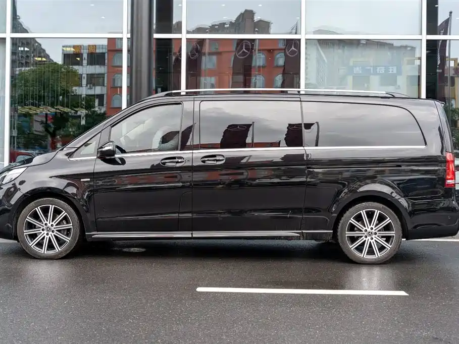 Mercedes-Benz V-Class V 2022 V 260 L Luxury