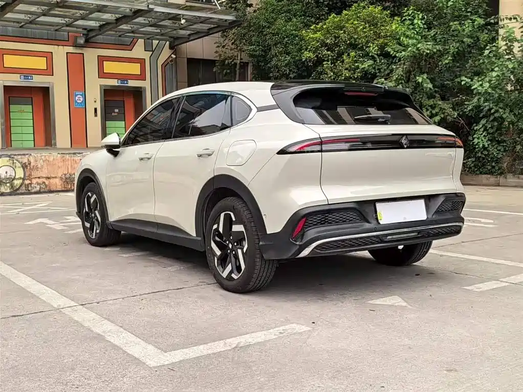 Baojun Yunhai — миниатюра 14