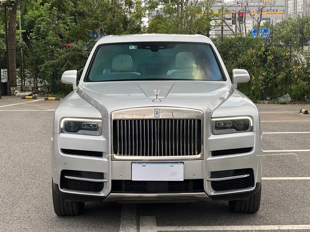 Rolls-Royce Cullinan — миниатюра 2