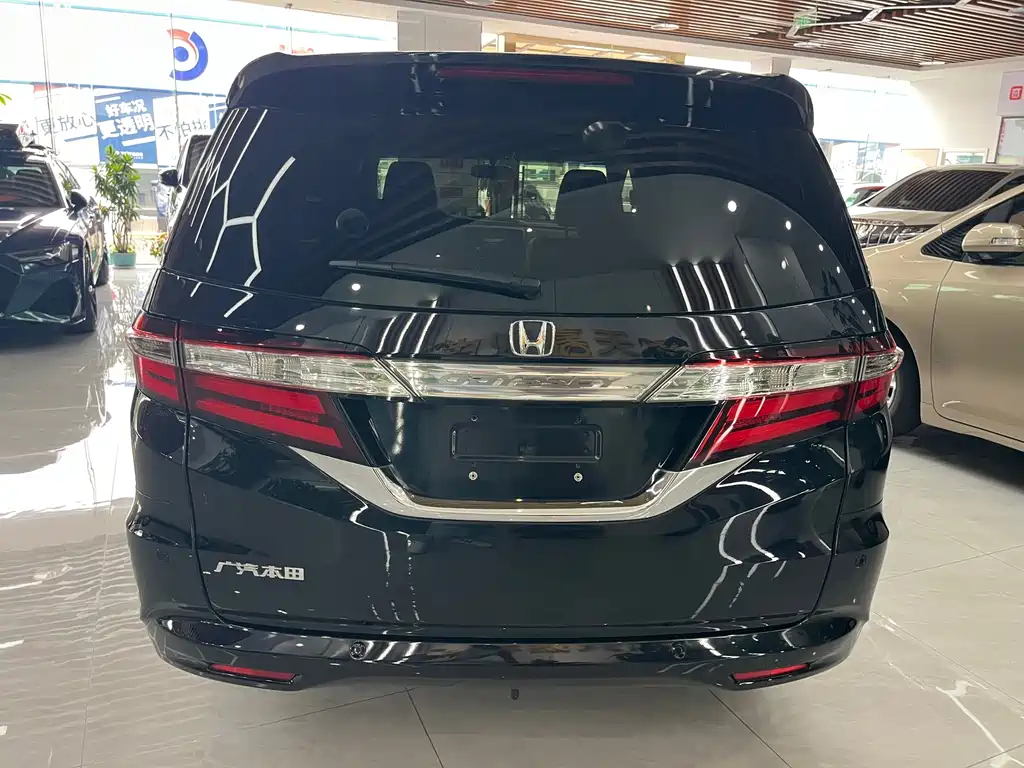 Honda Odyssey — миниатюра 4