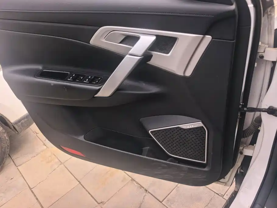 Geely Boyue — миниатюра 7