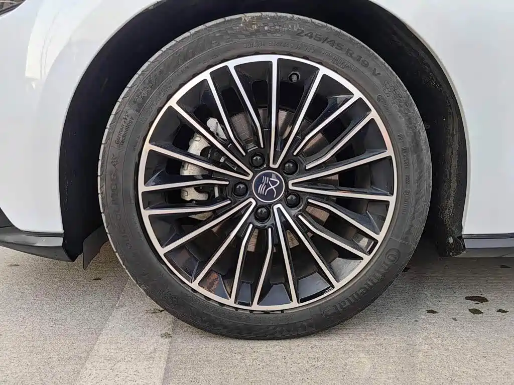 BYD Han — миниатюра 14