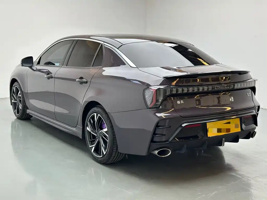 Lynk & Co 03 — миниатюра 7
