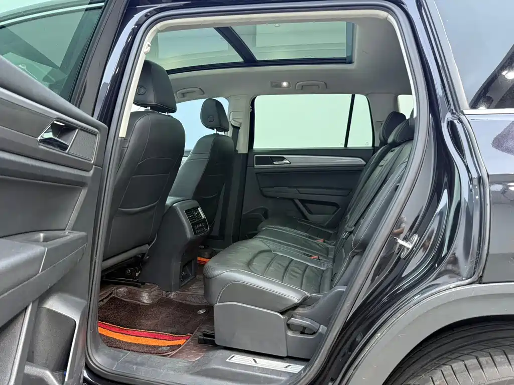 Volkswagen Teramont — миниатюра 12