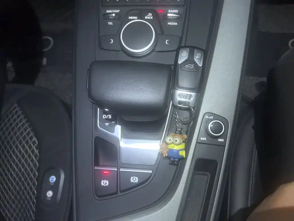 Audi A4L — миниатюра 15