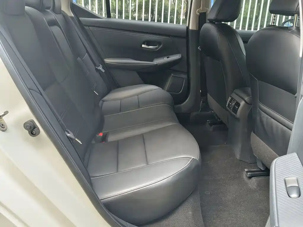 Nissan Sylphy — миниатюра 12
