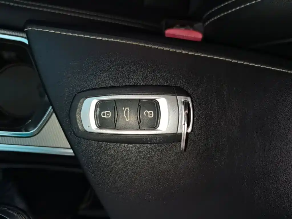 Geely Emgrand GL — миниатюра 9