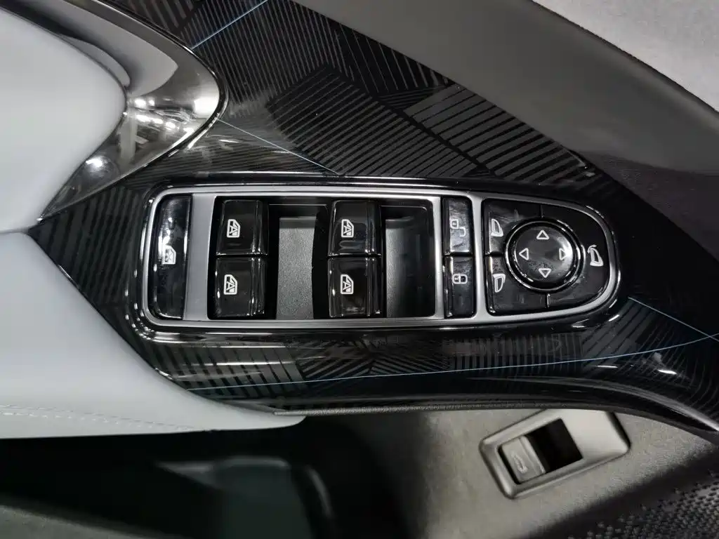 BYD Seal — миниатюра 9