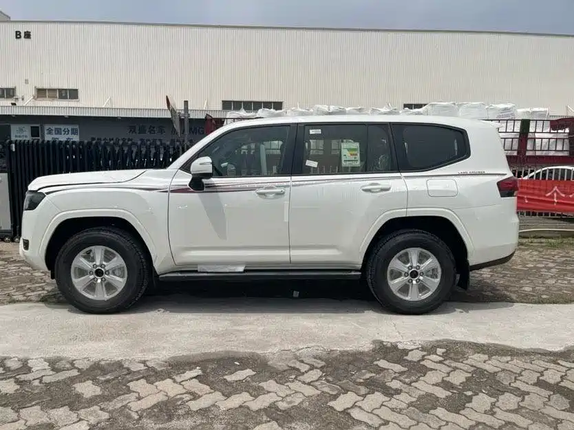Toyota Land Cruiser 2025 4.0L AT