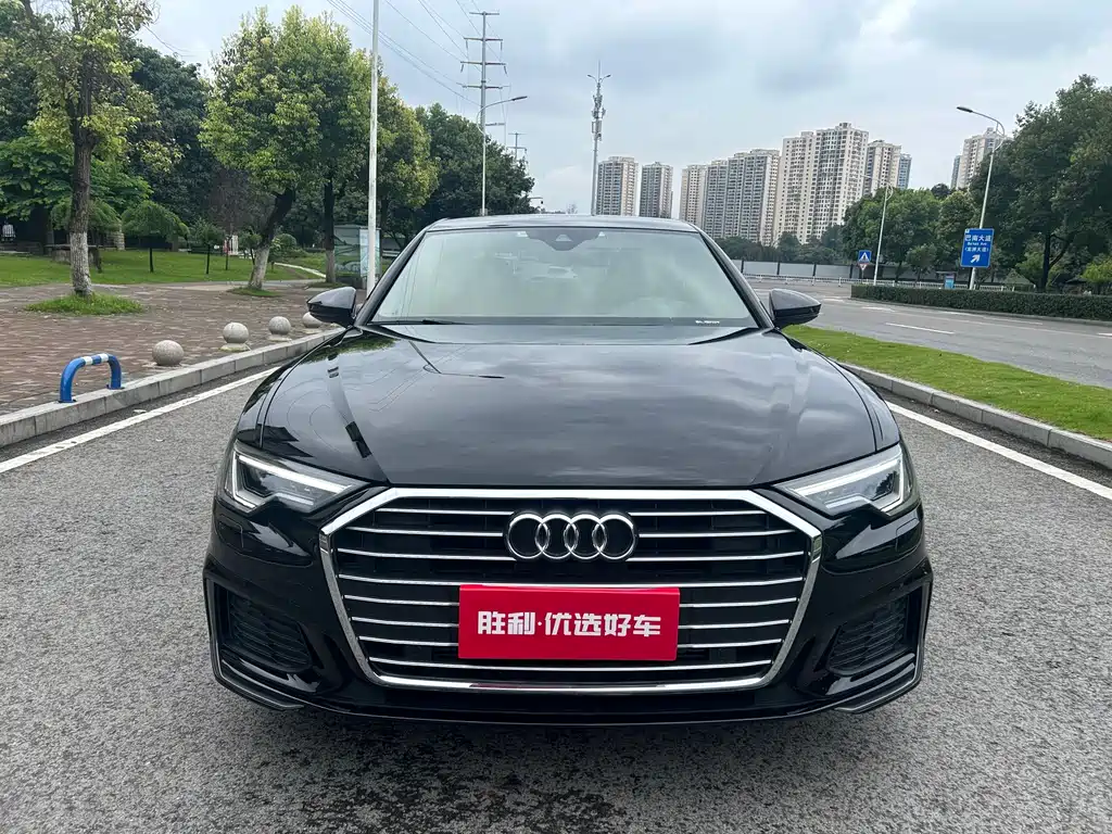 Audi A6L 2021 40 TFSI Luxury