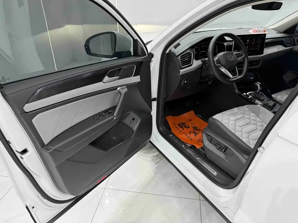Volkswagen Tayron 2023 280TSI Luxury Plus
