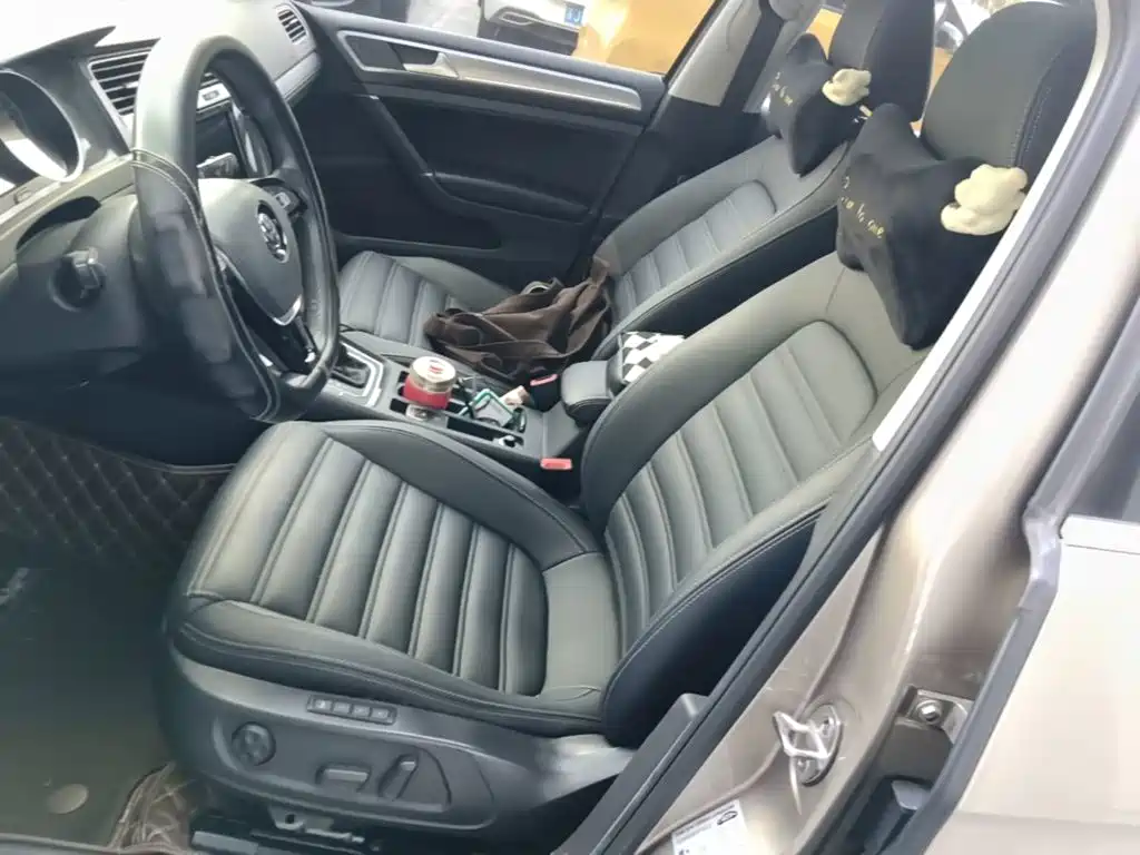 Volkswagen Golf — миниатюра 15