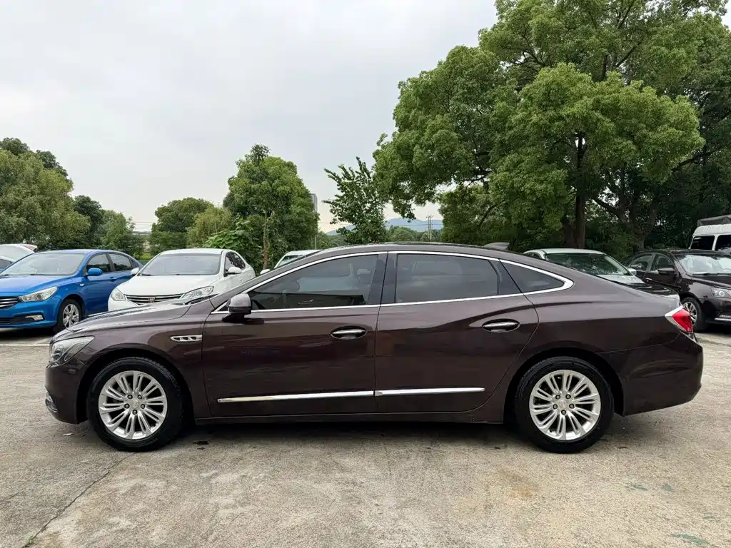 Buick LaCrosse — миниатюра 4