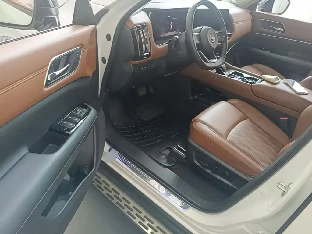 Nissan Teramont — миниатюра 16