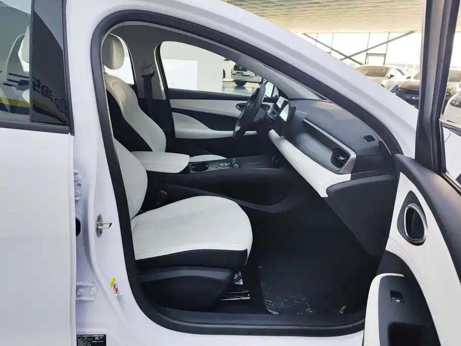 BYD Seal 05 DM-i — миниатюра 8