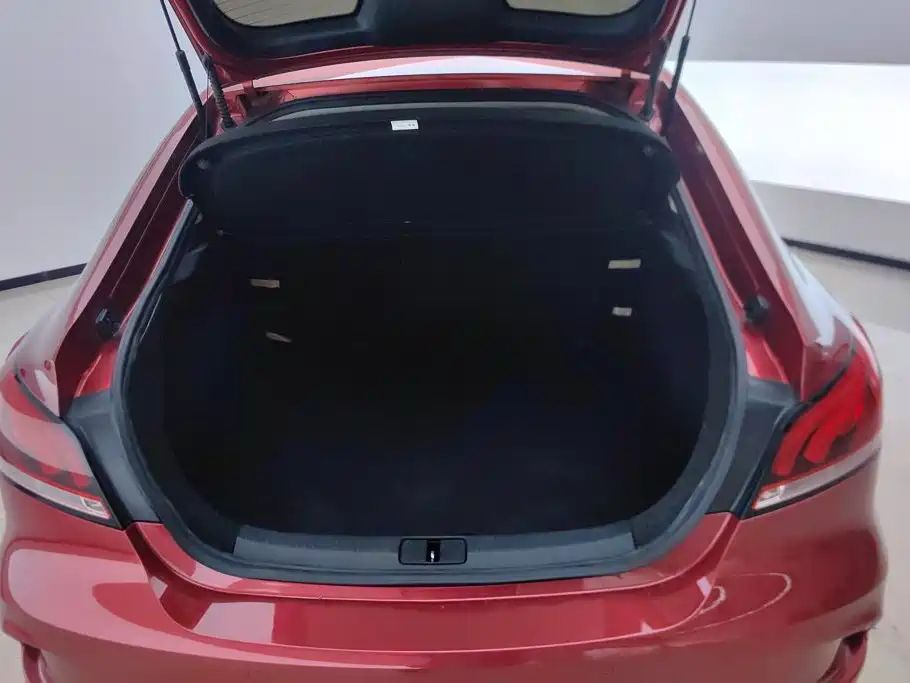 MG MG6 — миниатюра 4
