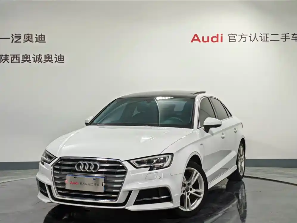 AUDI  A3