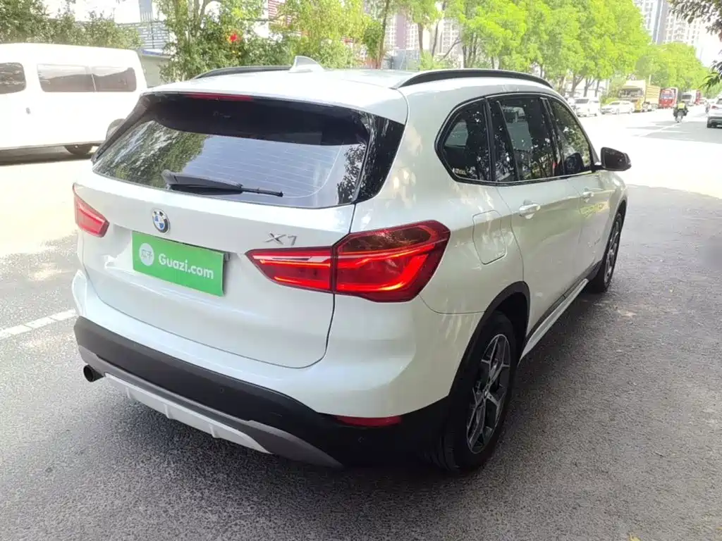 BMW X1 — миниатюра 7