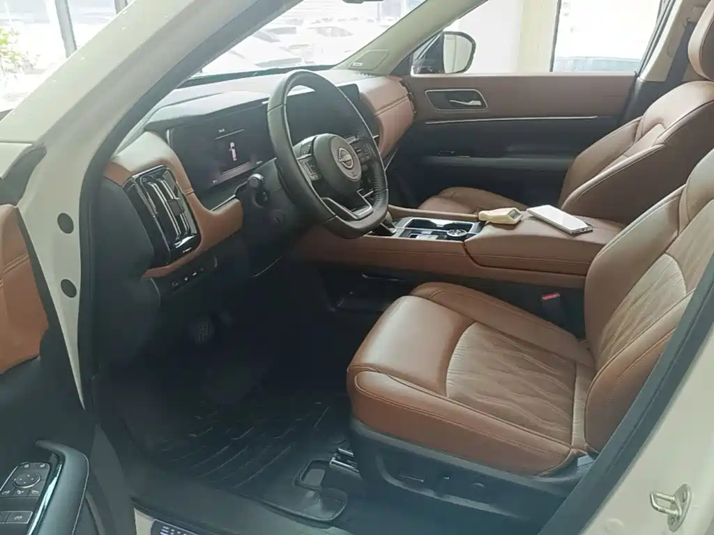 Nissan Teramont — миниатюра 15