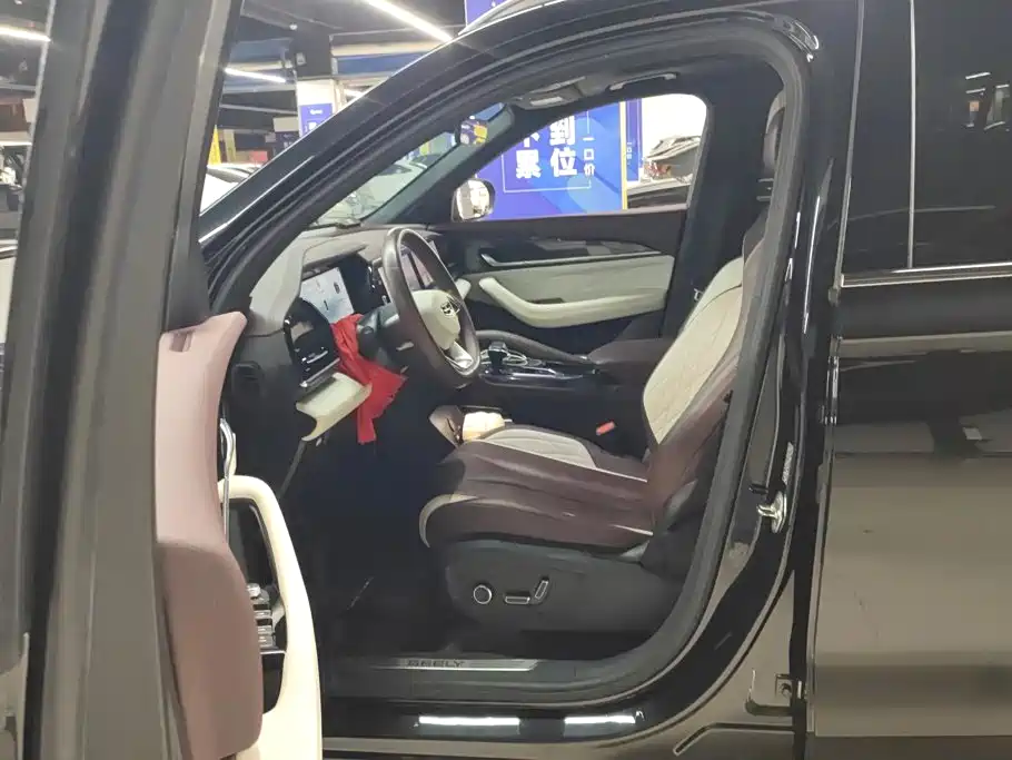 Geely Xingyue L — миниатюра 9