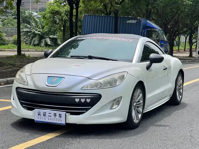 Peugeot RCZ