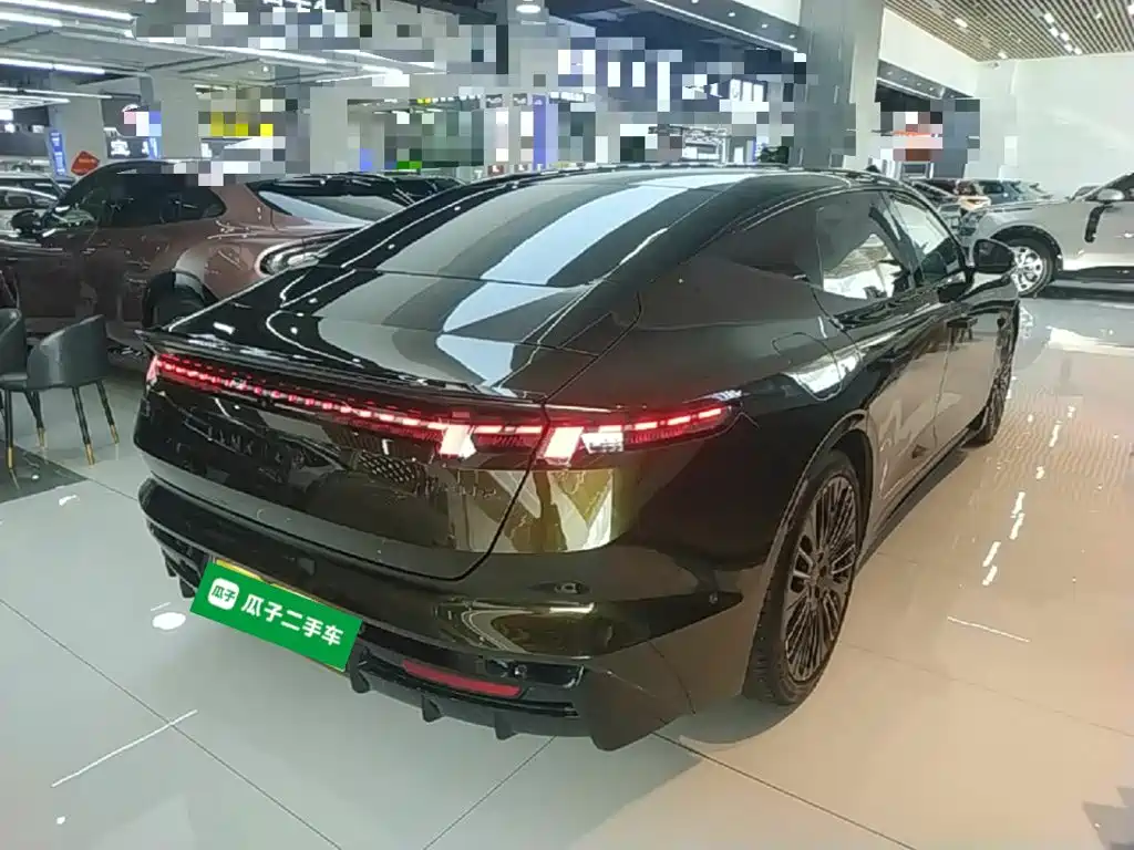 Lynk & Co 10 — миниатюра 7