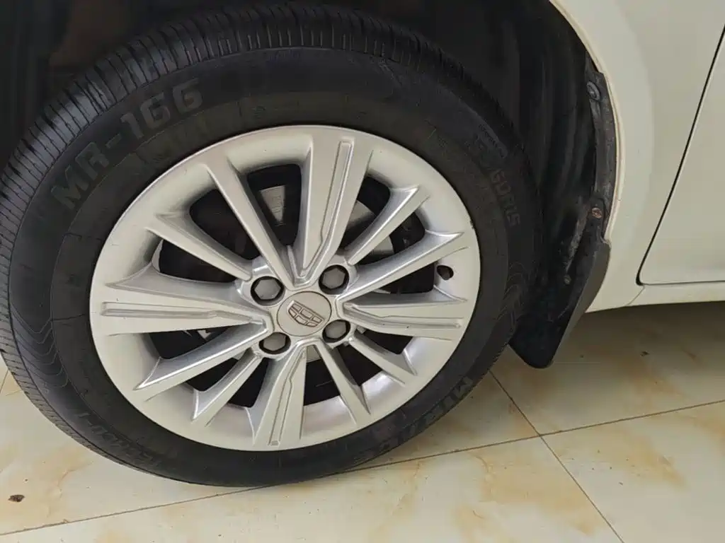 Geely King Kong — миниатюра 23
