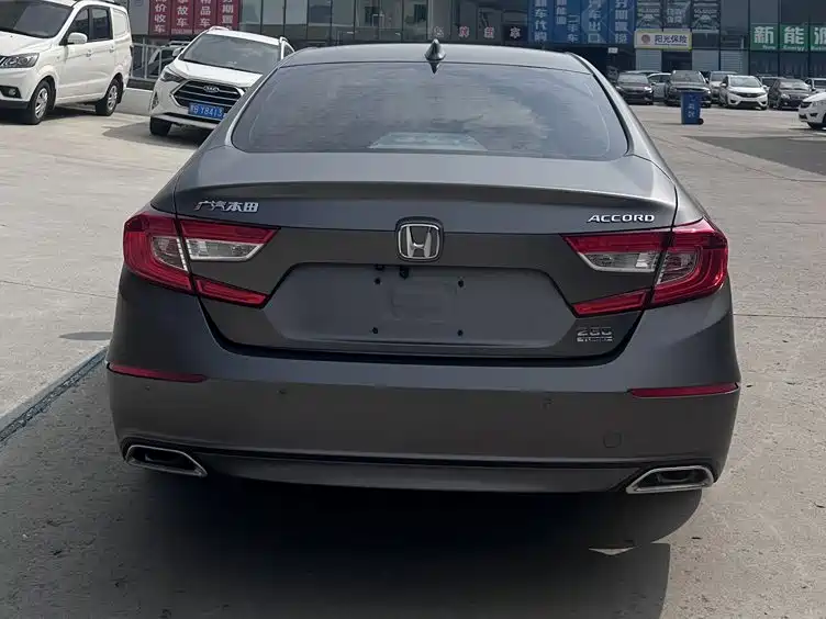 Honda Accord — миниатюра 15