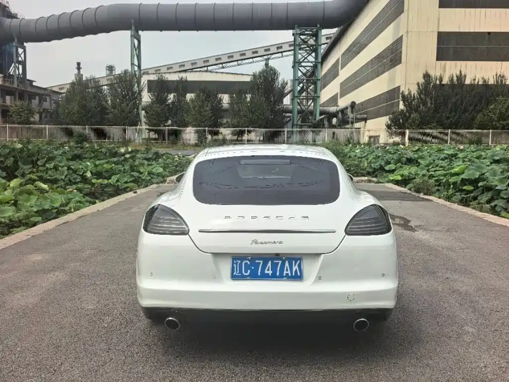 Porsche Panamera — миниатюра 5