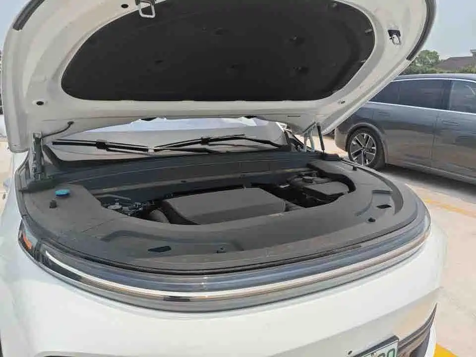 Li Auto Li L7 — миниатюра 10