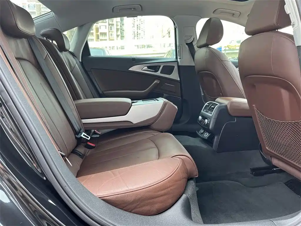 Audi A6L — миниатюра 7