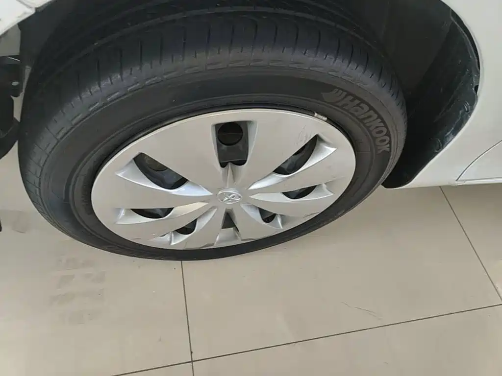 Toyota Yaris L — миниатюра 23