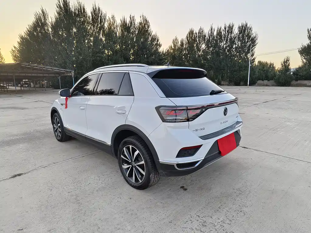 Volkswagen T-Roc — миниатюра 6