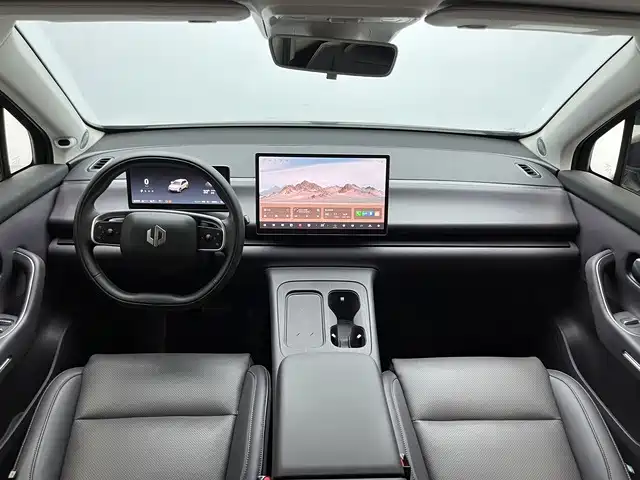 Leapmotor Leapmotor C10 — миниатюра 2