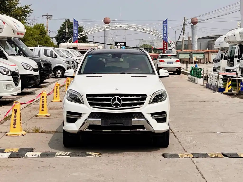 Mercedes-Benz M-Class — миниатюра 2
