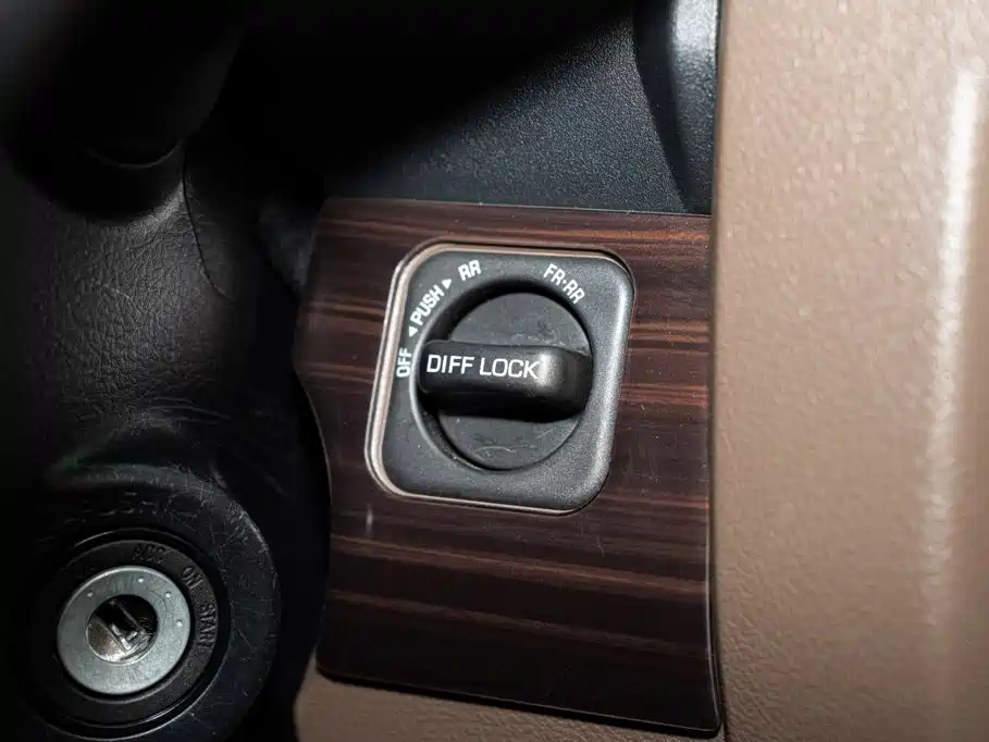 Toyota Land Cruiser — миниатюра 12