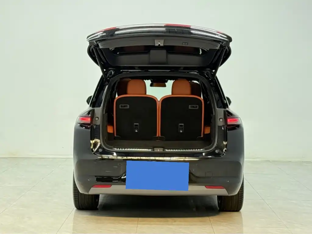 Li Auto Li L8 — миниатюра 11