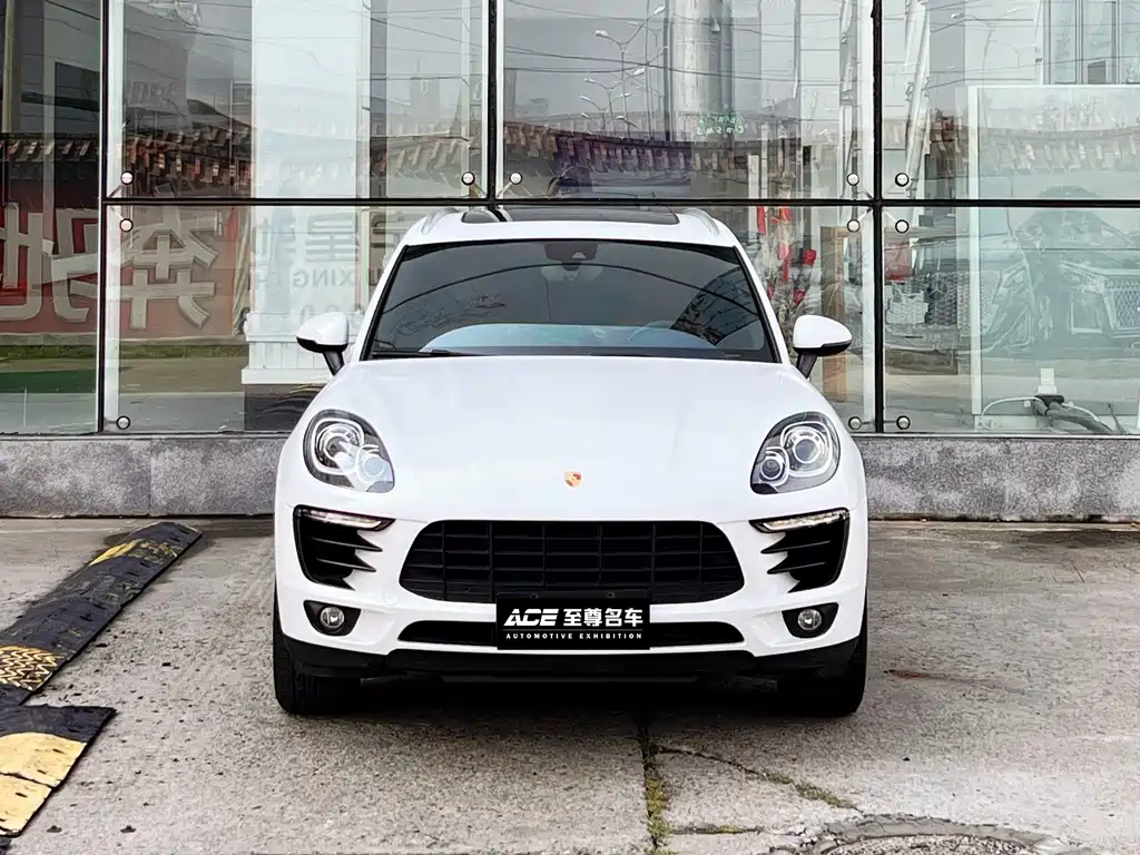 Porsche Macan — миниатюра 2
