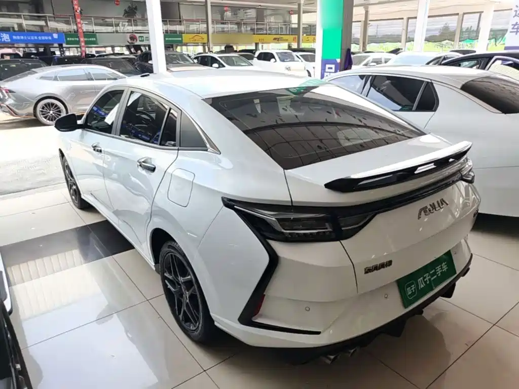 Aeolus Yixuan — миниатюра 5